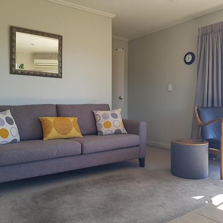 Rotorua Views B&B/Apartment エクステリア 写真