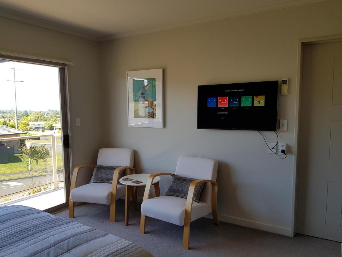 Rotorua Views B&B/Apartment エクステリア 写真