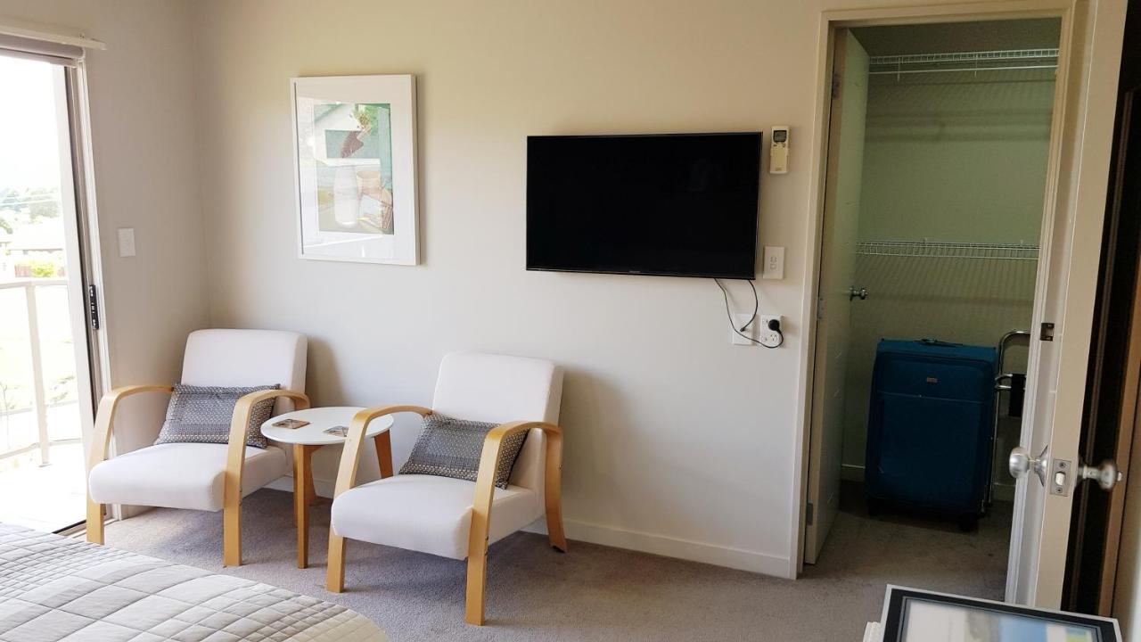 Rotorua Views B&B/Apartment エクステリア 写真