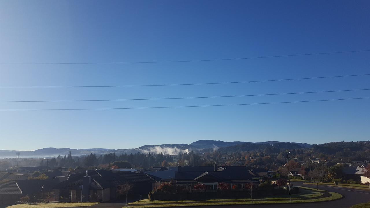 Rotorua Views B&B/Apartment エクステリア 写真