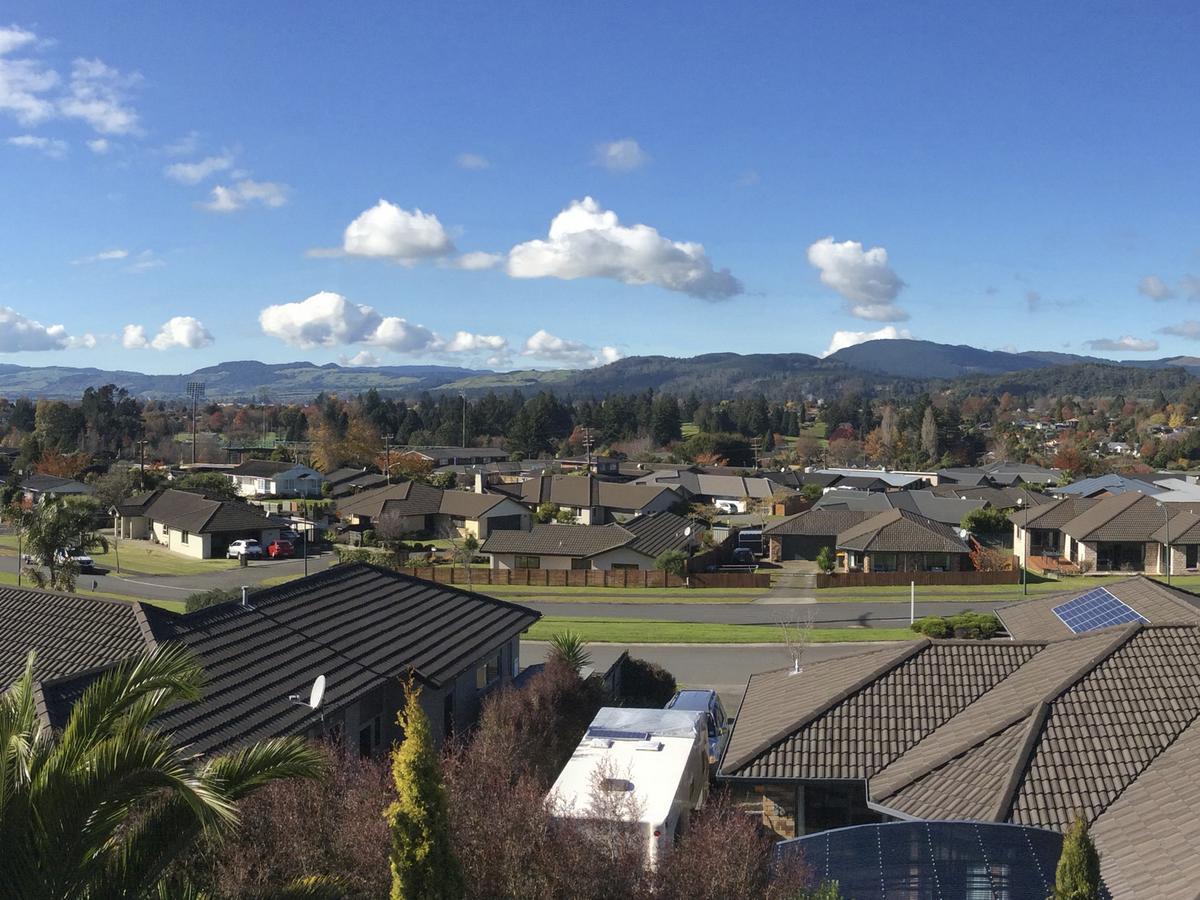 Rotorua Views B&B/Apartment エクステリア 写真